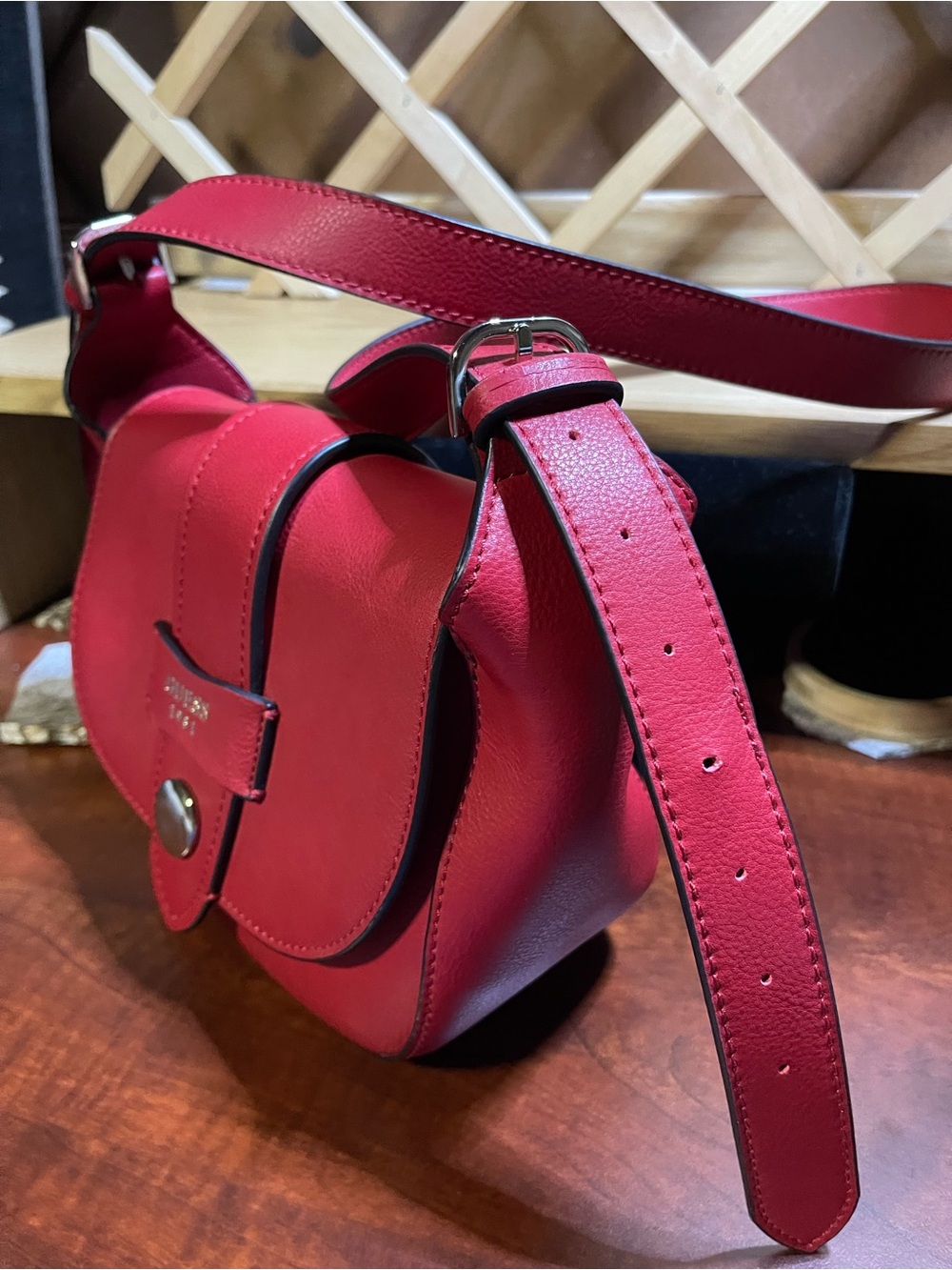 “Guess 1981” Cherry Red Saddle Flap Crossbody Bag / Pebbled Vegan Leather - Picture 4 of 13